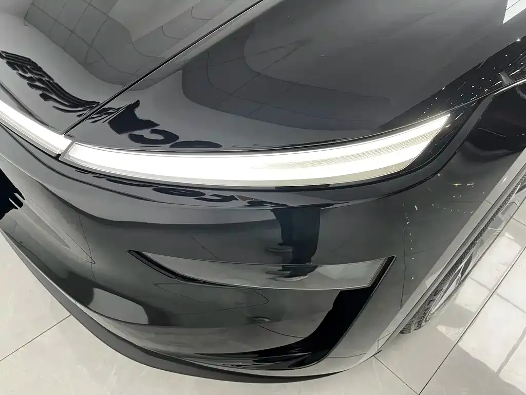 Tesla Model Y L — фото 2