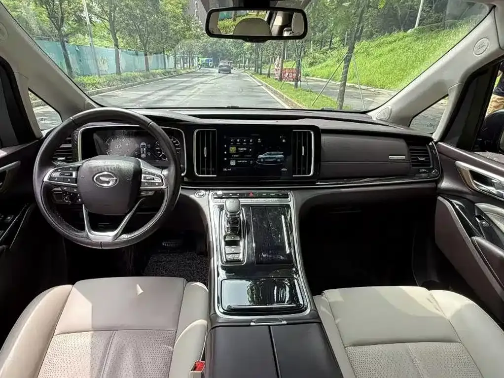 GAC Motor Trumpchi M8 — фото 9