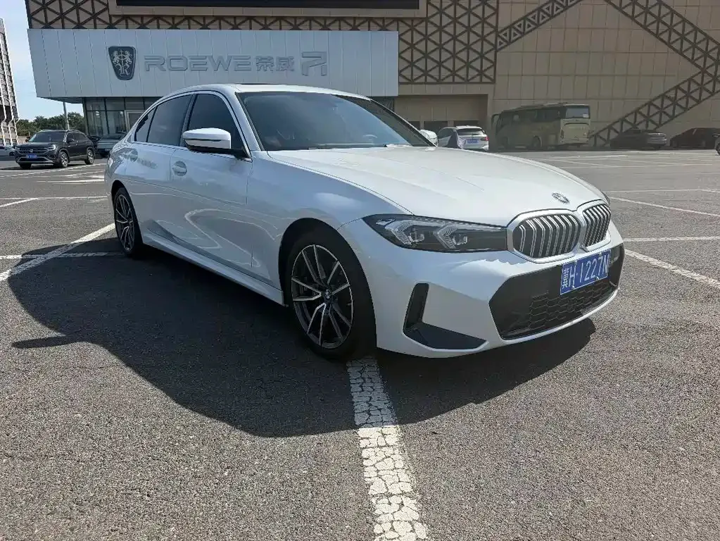BMW 3 Series — фото 1