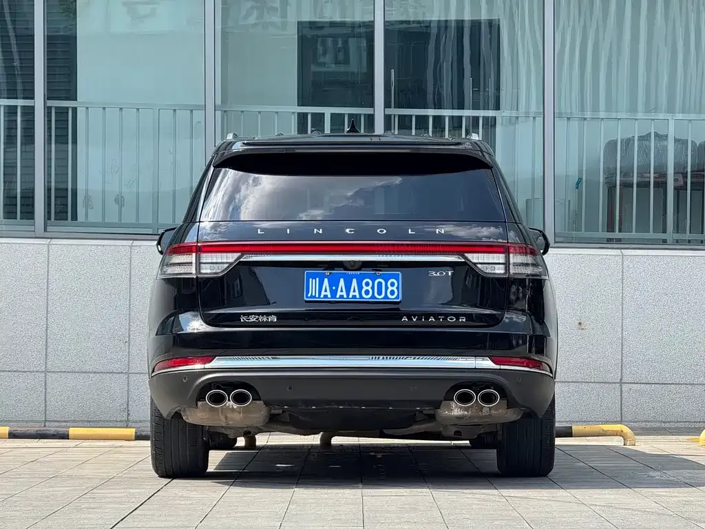 Lincoln Aviator — фото 2