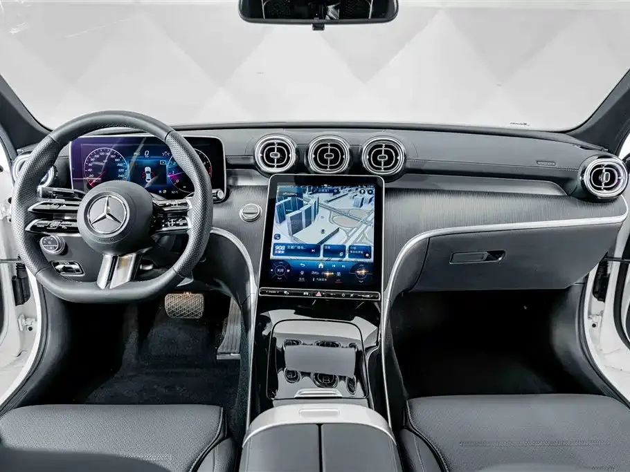 Mercedes-Benz C-Class — фото 10
