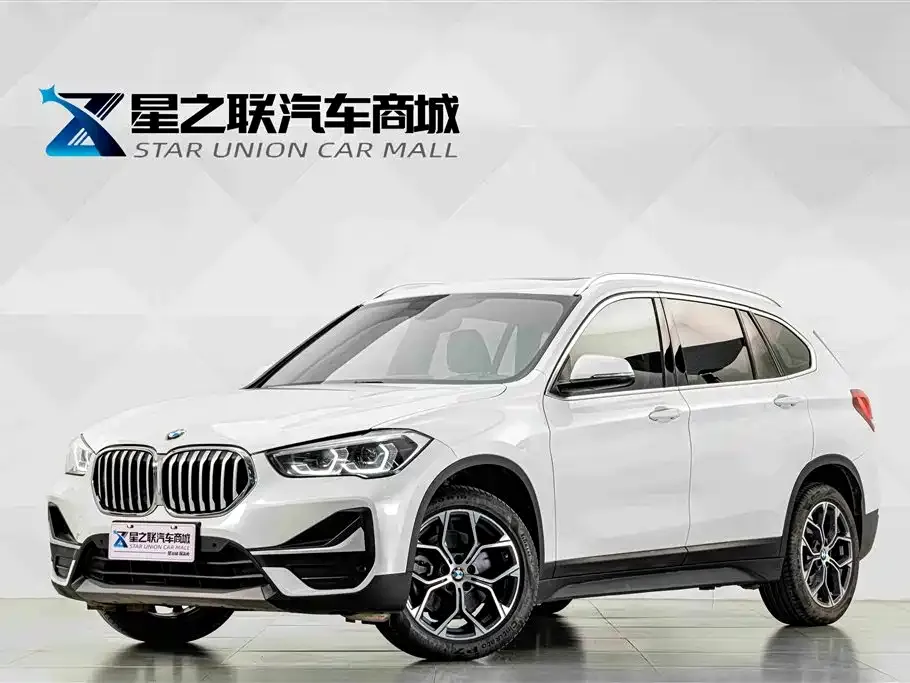 BMW X1 — фото 1
