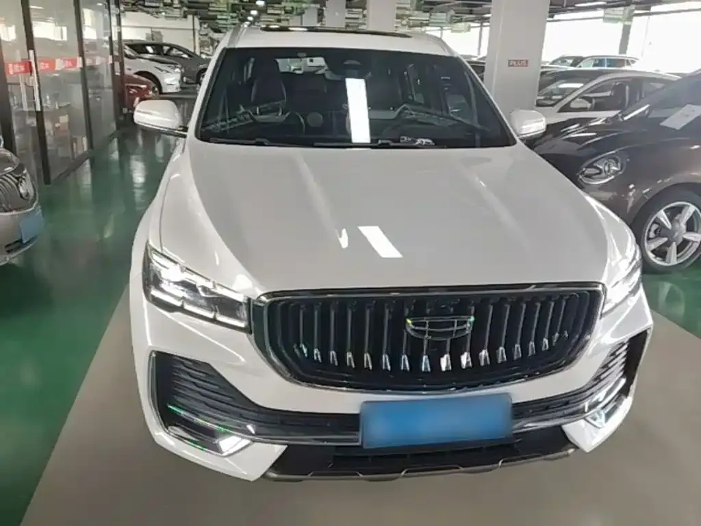 Geely Xingyue L — фото 8