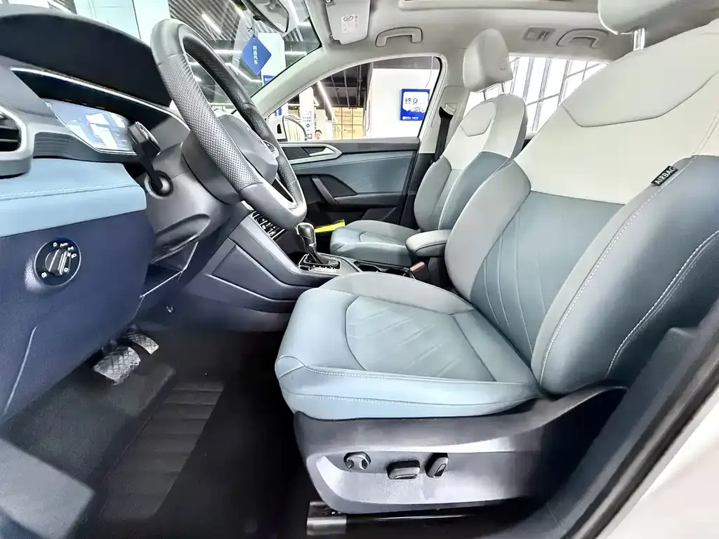 Volkswagen Tharu — фото 3
