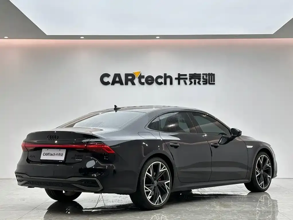 Audi A7L — фото 3