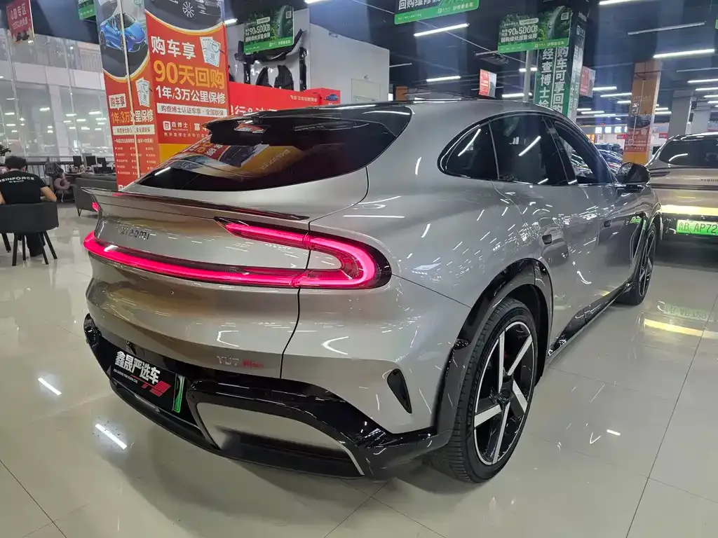 Xiaomi YU7 — фото 10