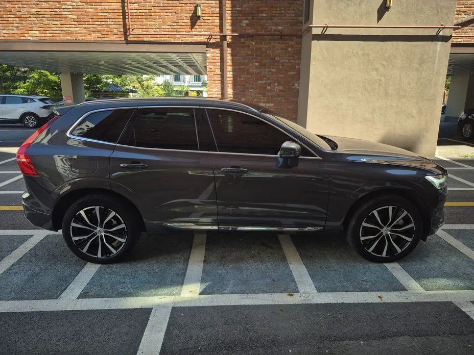 Volvo XC60 — фото 10