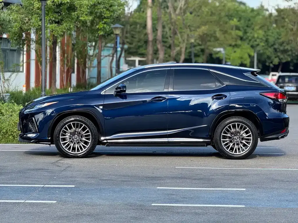 Lexus RX — фото 8