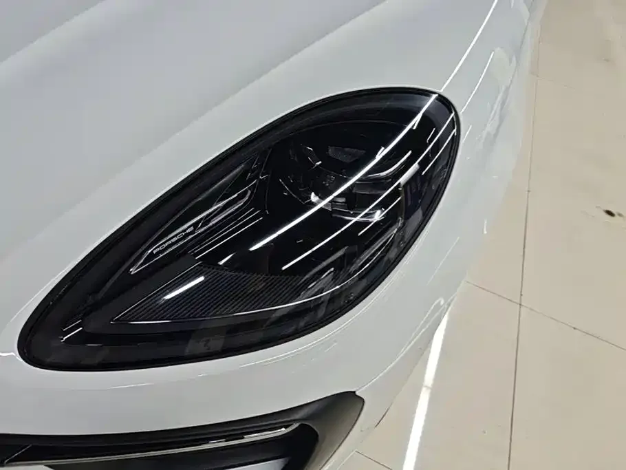 Porsche Macan — фото 3