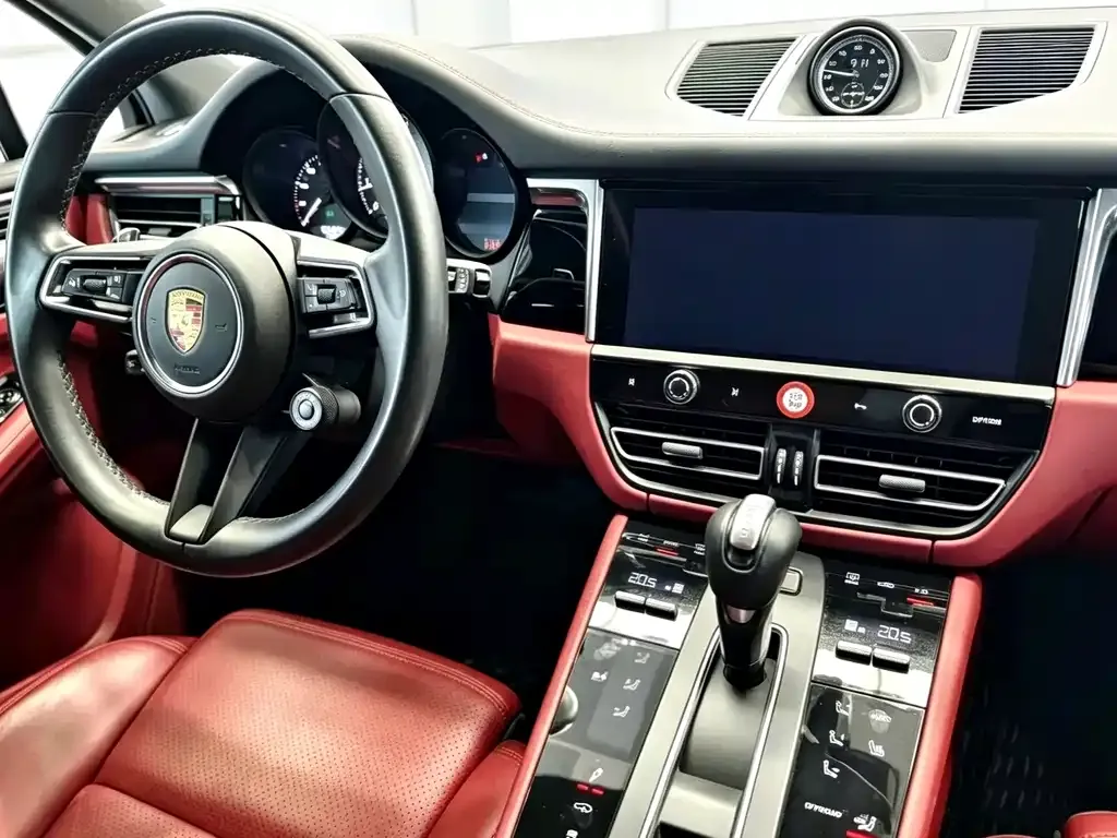 Porsche Macan — фото 6