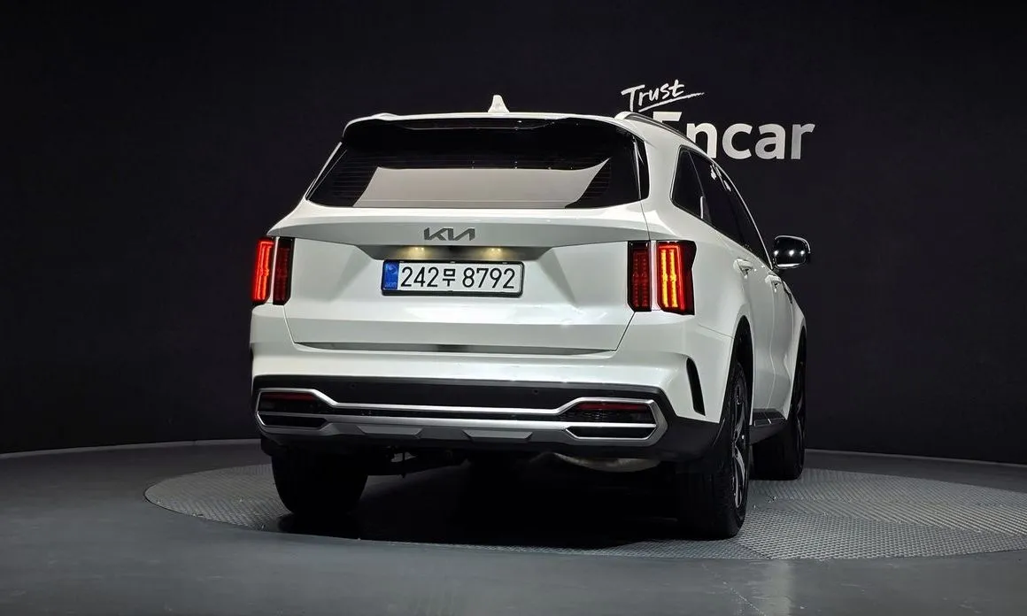 Kia Sorento — фото 3