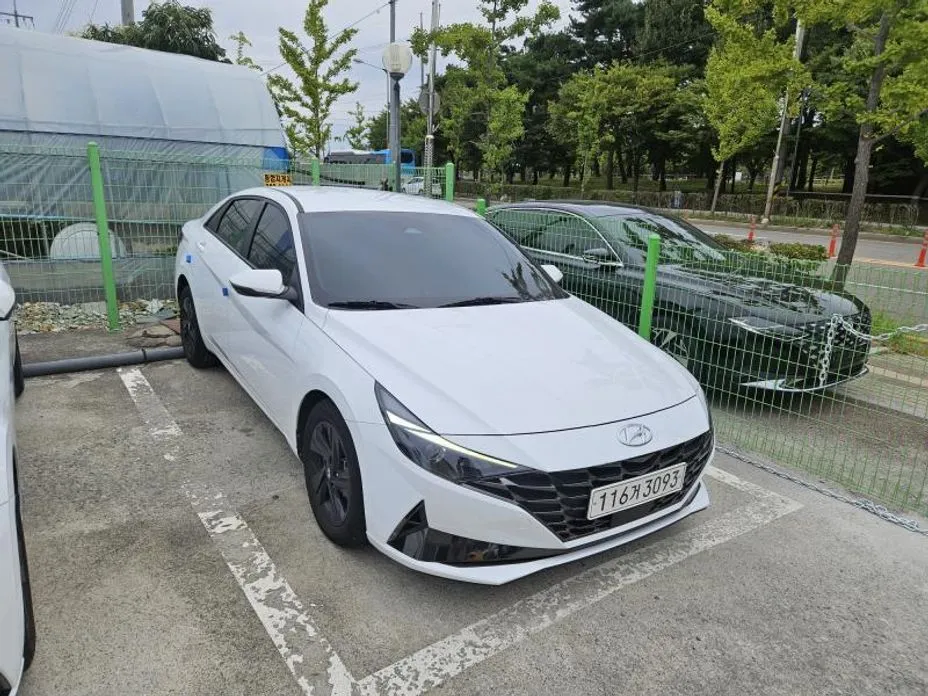 Hyundai AVANTE — фото 6