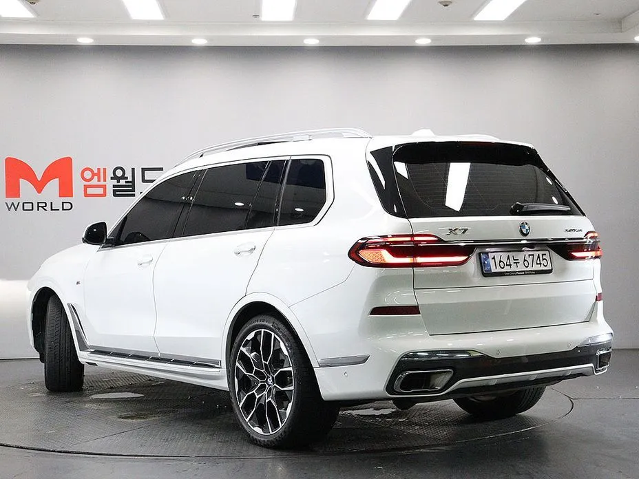BMW X7 — фото 5