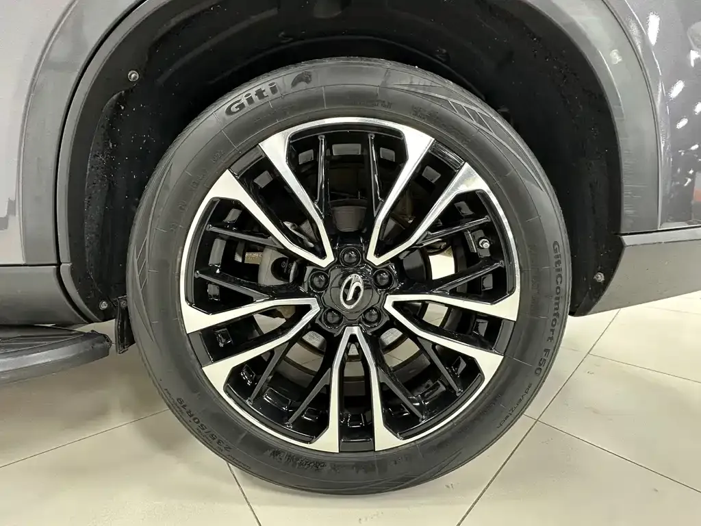 GAC Motor GS4 Plus — фото 10
