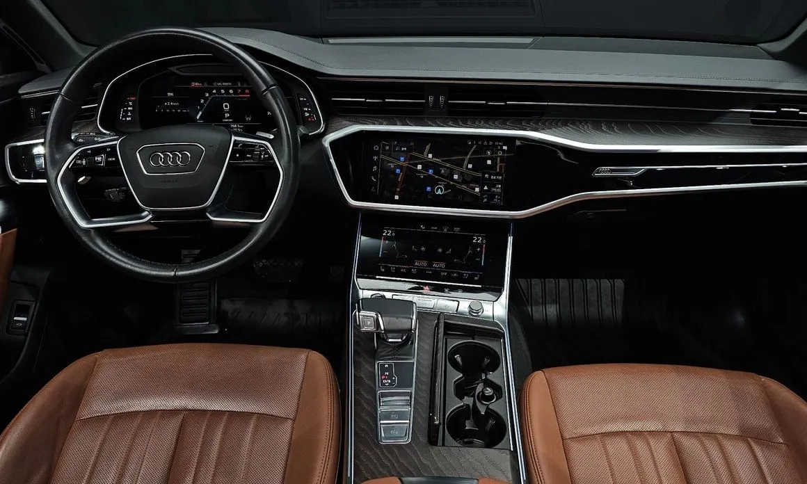 Audi A6 — фото 10