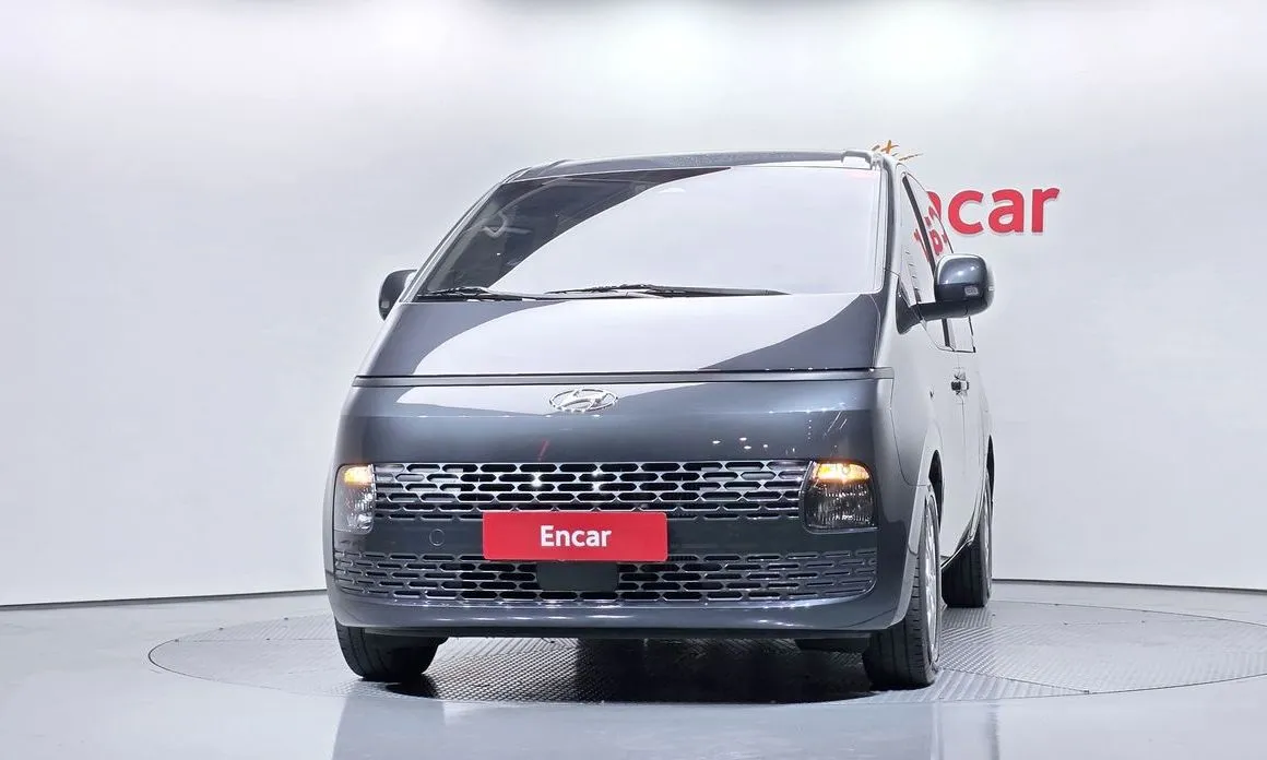 Hyundai Staria — фото 3