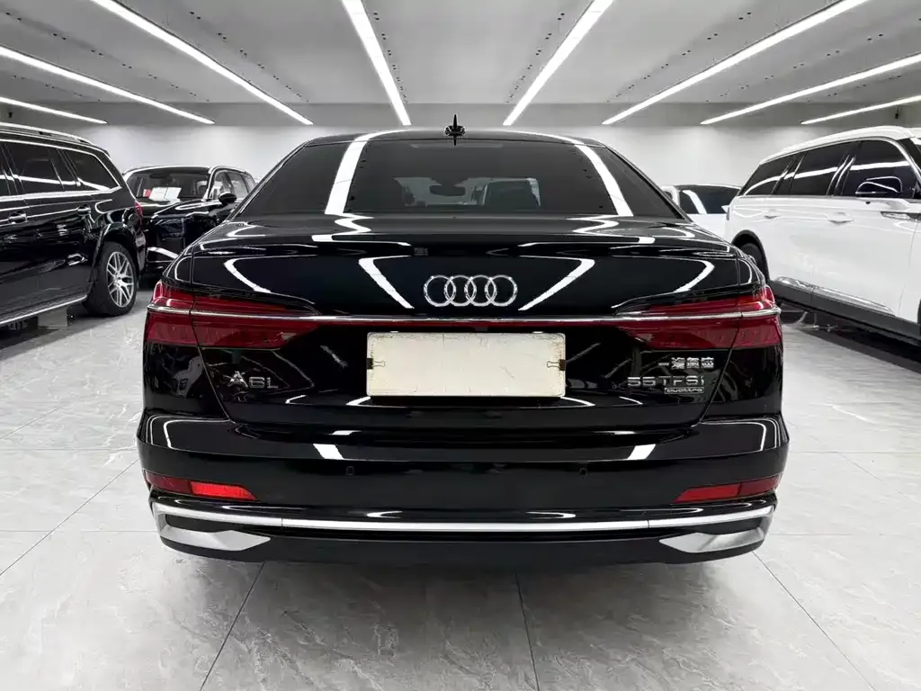 Audi A6L — фото 10