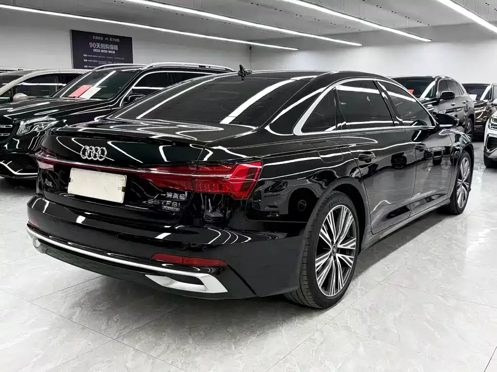 Audi A6L — фото 4
