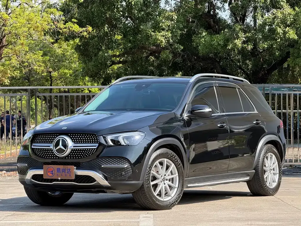 Mercedes-Benz GLE (Import) — фото 8
