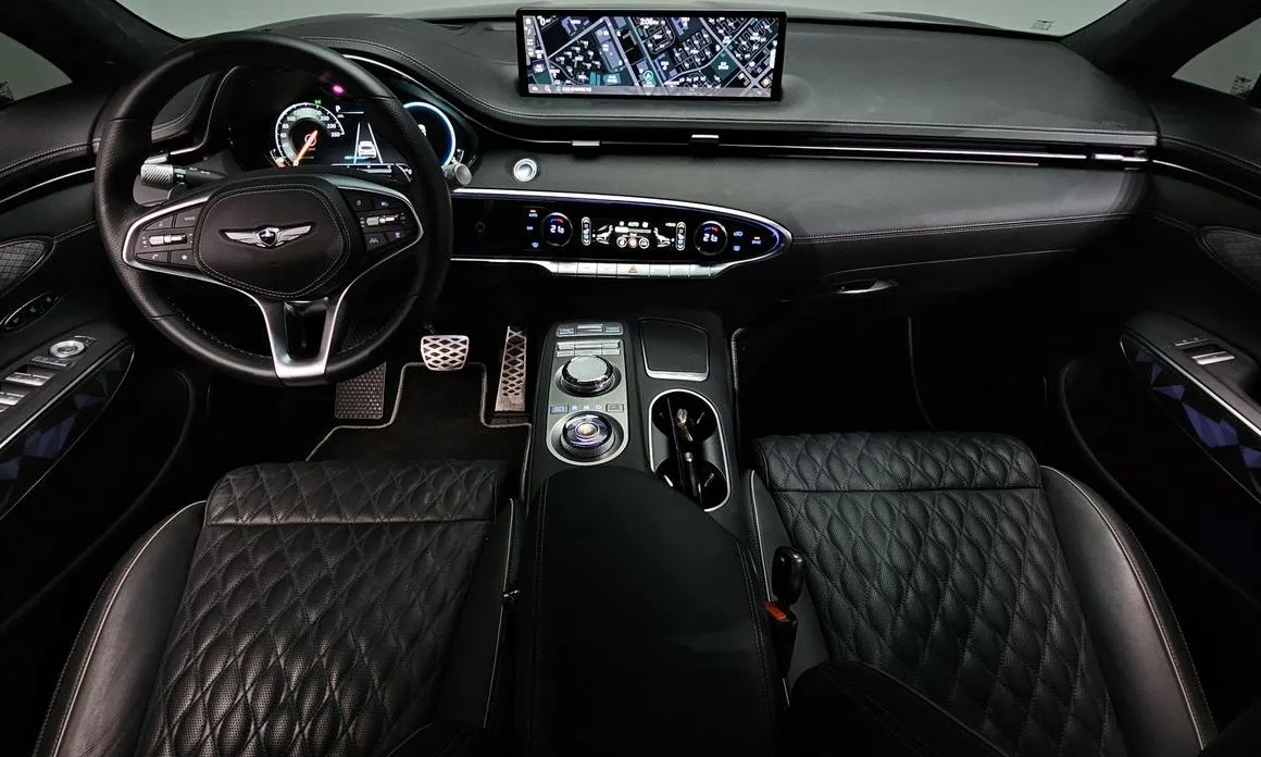 Genesis GV70 — фото 10