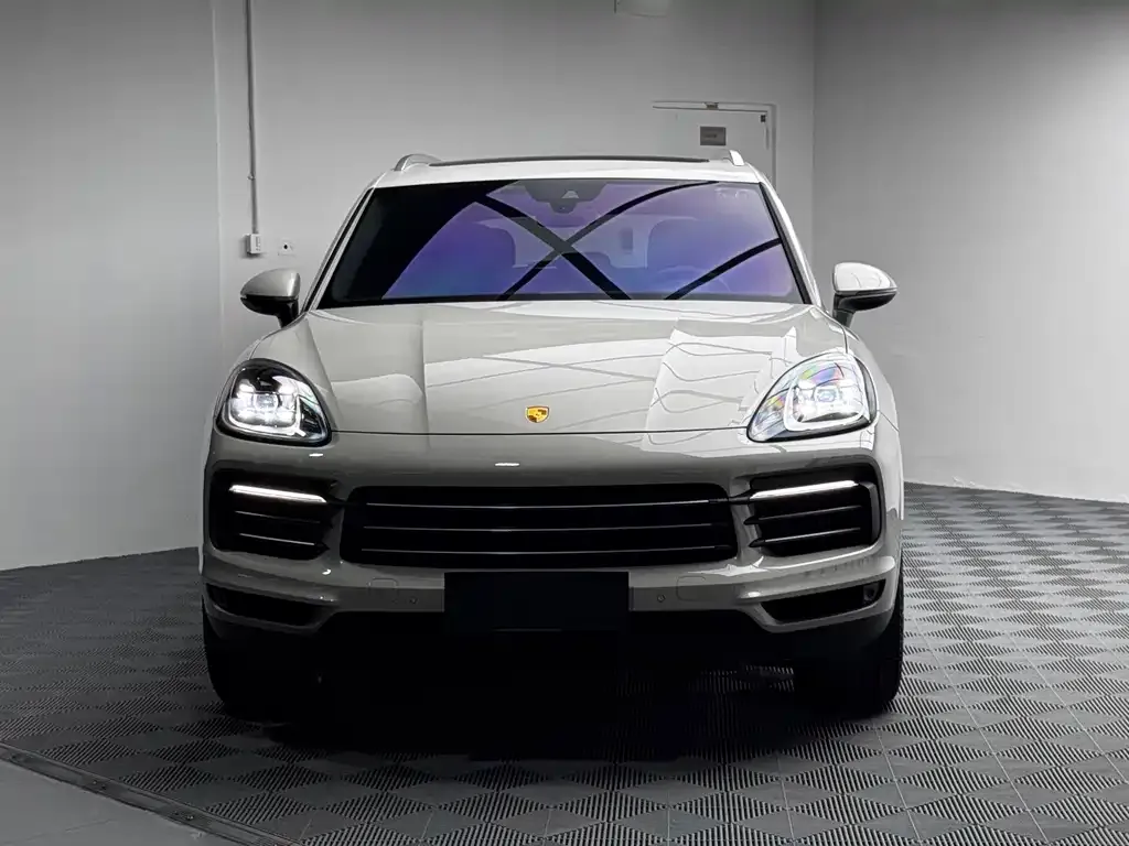 Porsche Cayenne — фото 6