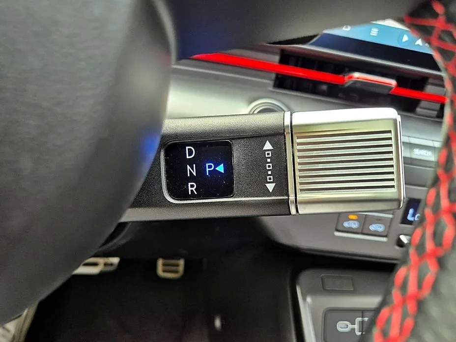 Hyundai Kona — фото 2