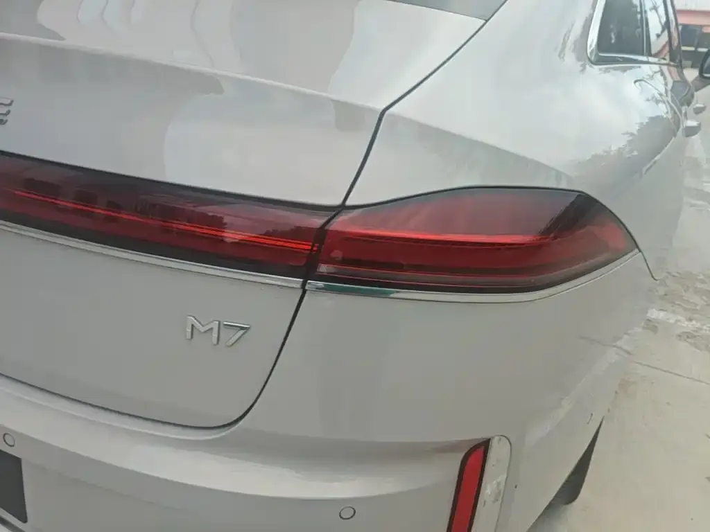 Roewe M7 DMH — фото 2