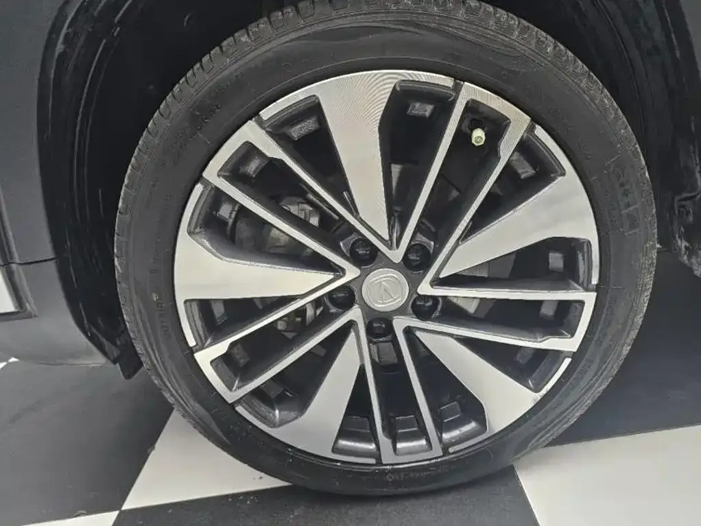 Changan CS35PLUS — фото 3