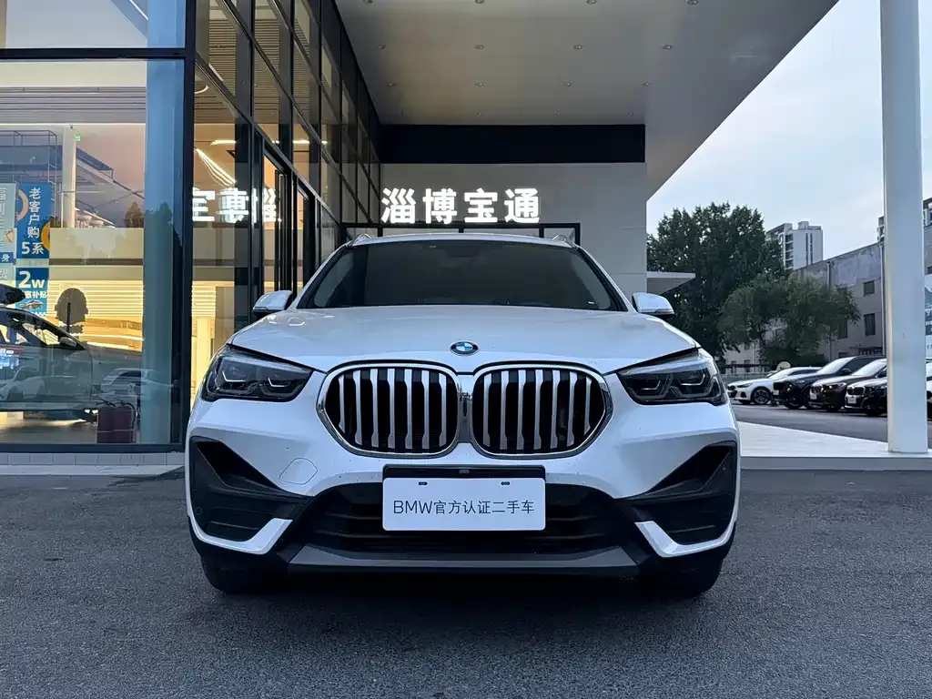 BMW X1 — фото 2