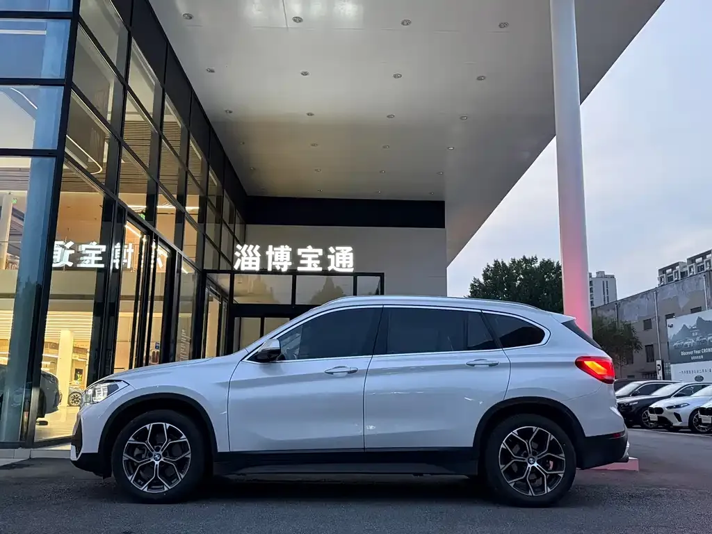 BMW X1 — фото 6
