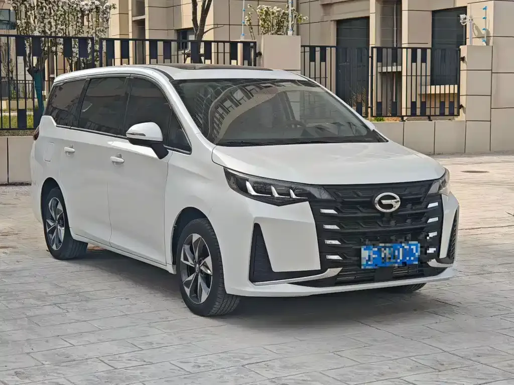 GAC Motor Trumpchi M6 — фото 1