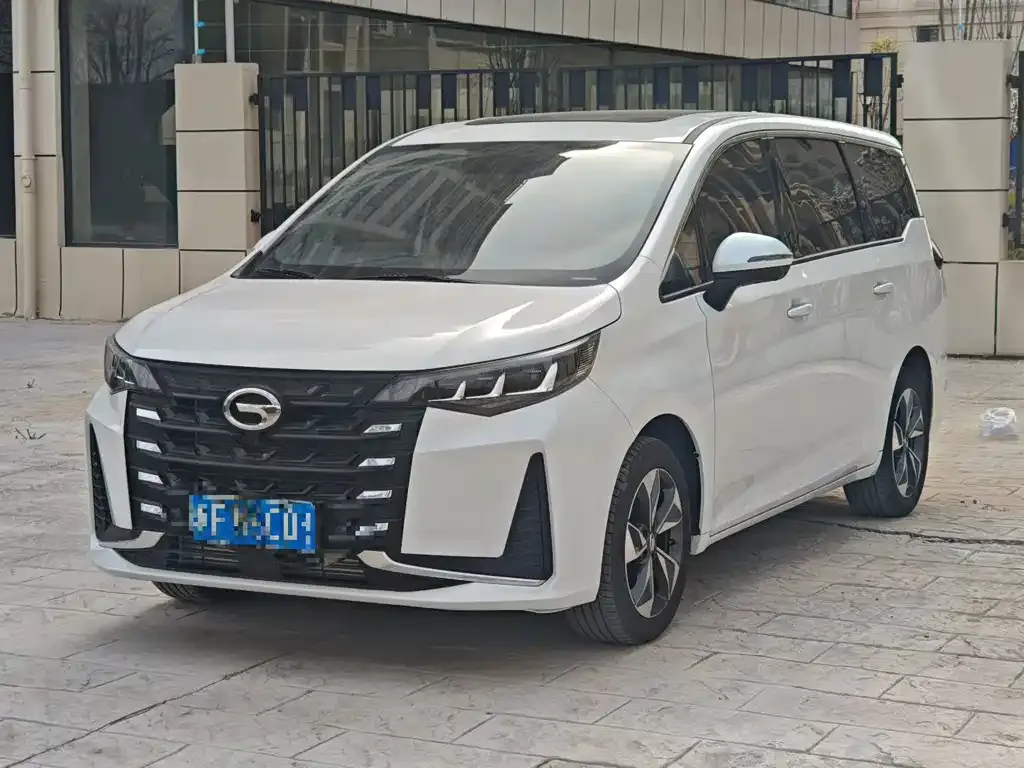GAC Motor Trumpchi M6 — фото 2