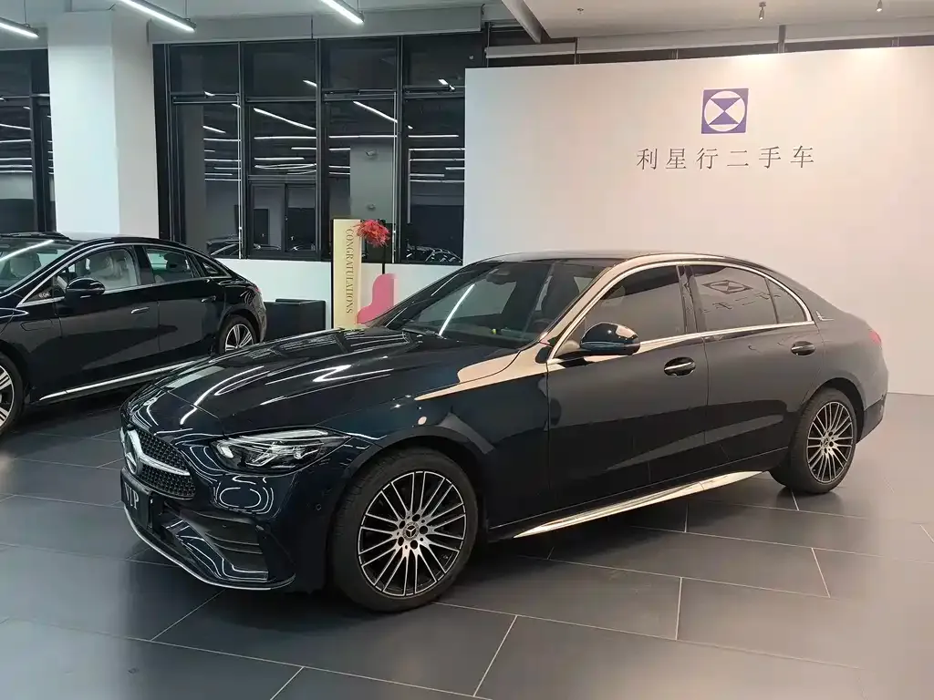 Mercedes-Benz C-Class — фото 1