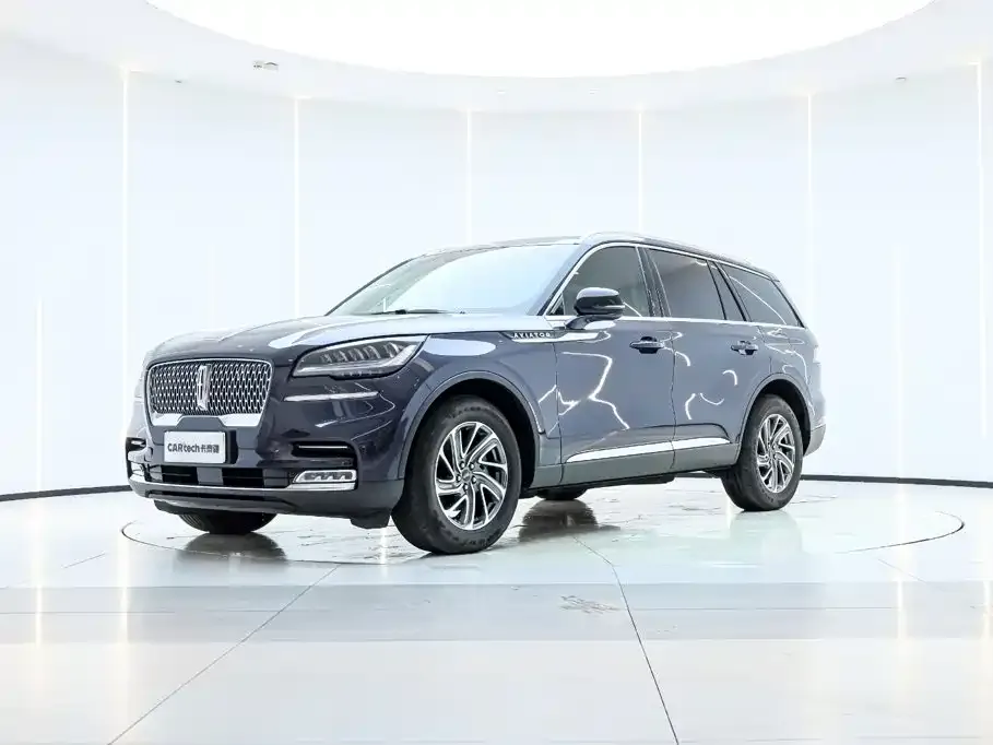 Lincoln Aviator — фото 10