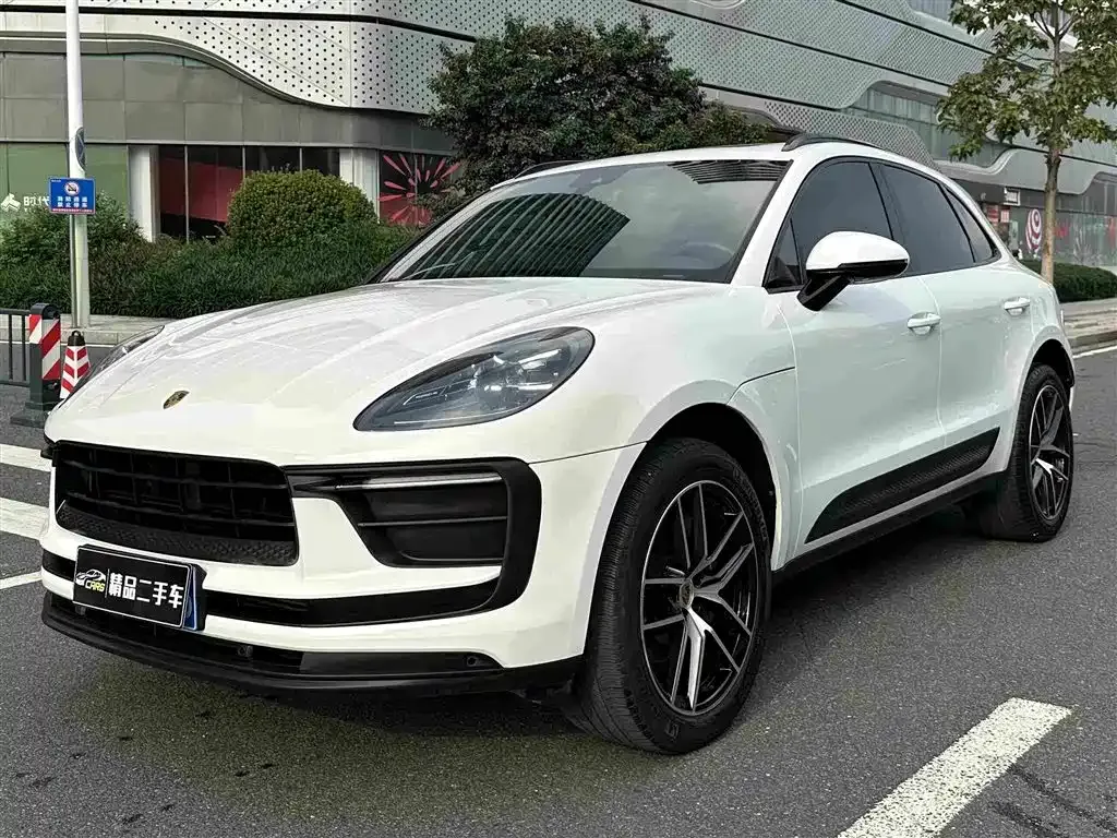 Porsche Macan — фото 1