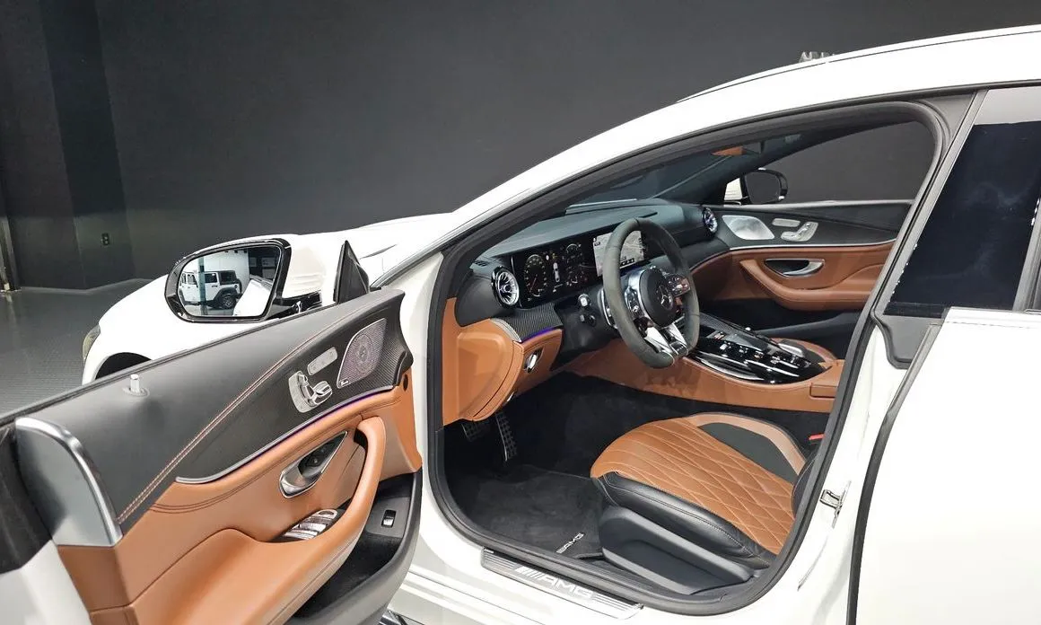 Mercedes-Benz AMG GT — фото 9