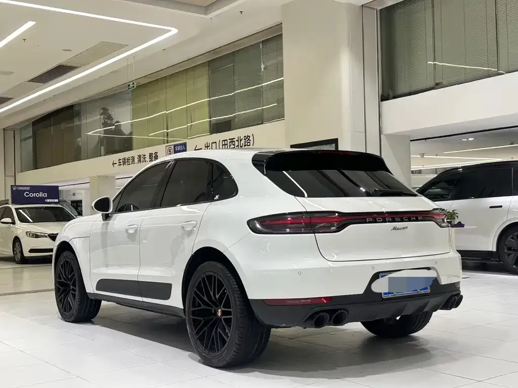 Porsche Macan — фото 4