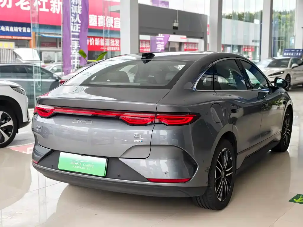 BYD Qin L — фото 6