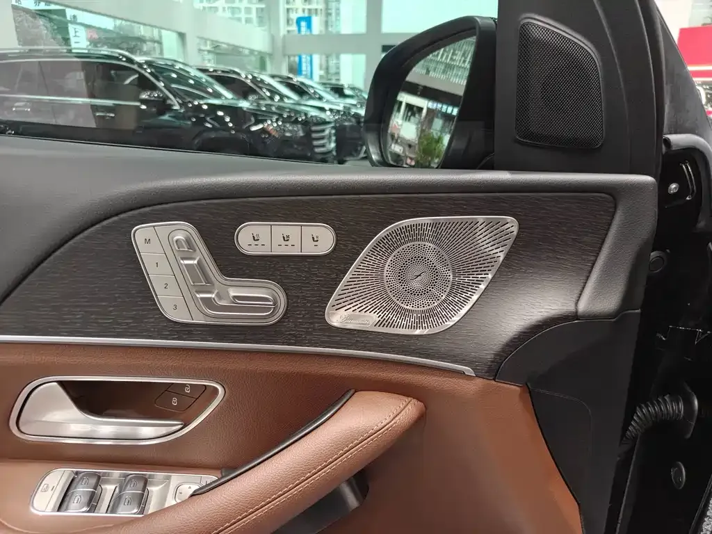 Mercedes-Benz GLE (Import) — фото 9