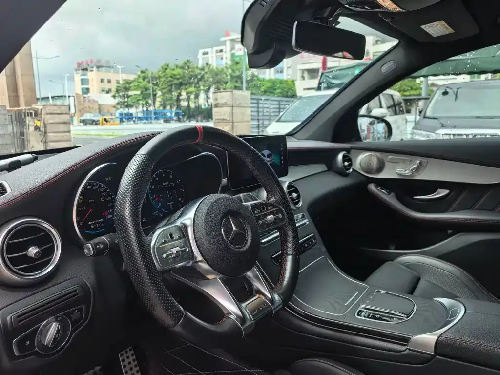 Mercedes-Benz GLC Coupe AMG — фото 4