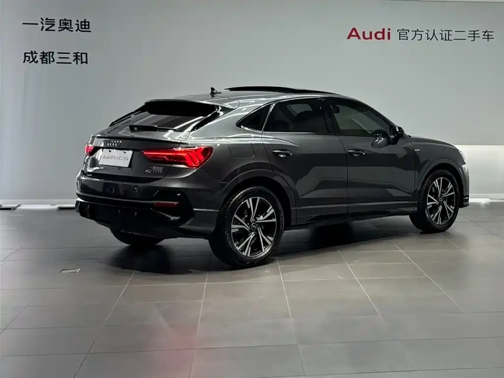 Audi Q3 Sportback — фото 8