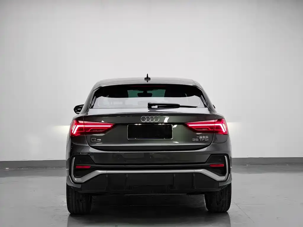 Audi Q3 Sportback — фото 3
