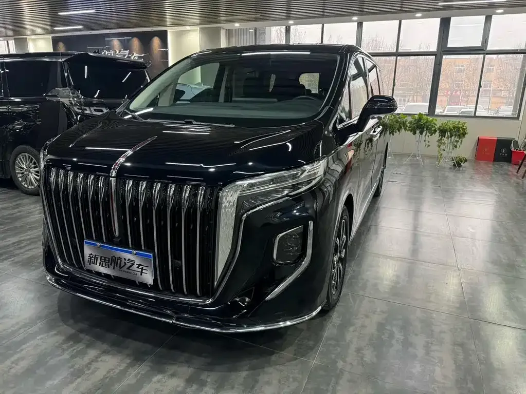 Hongqi HQ9 — фото 1