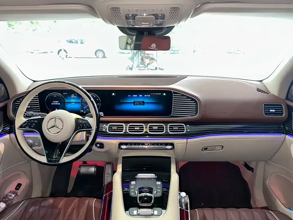 Mercedes-Benz GLS — фото 7