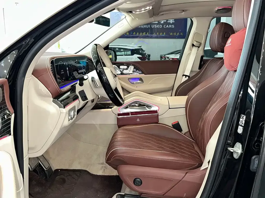 Mercedes-Benz GLS — фото 9
