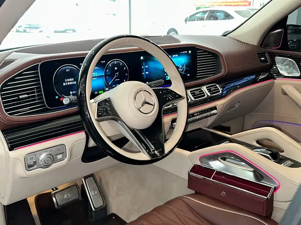 Mercedes-Benz GLS — фото 2