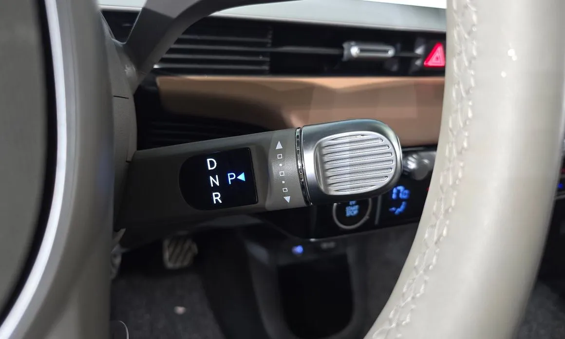 Hyundai Ioniq5 — фото 2