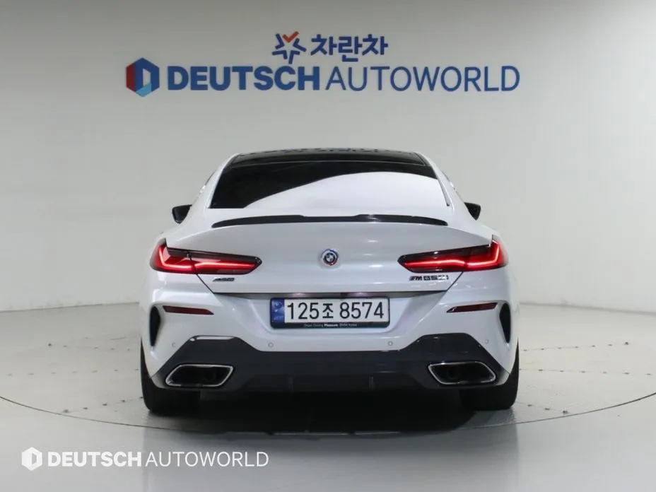 BMW 8-Series — фото 10