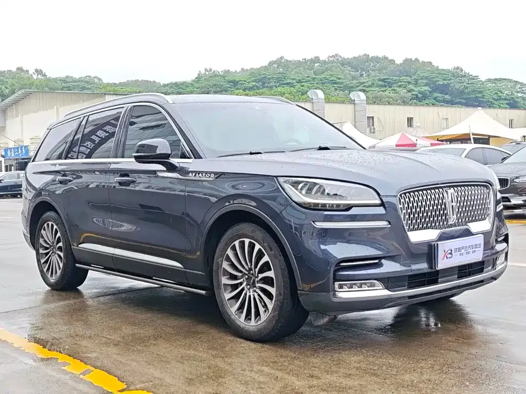 Lincoln Aviator — фото 3