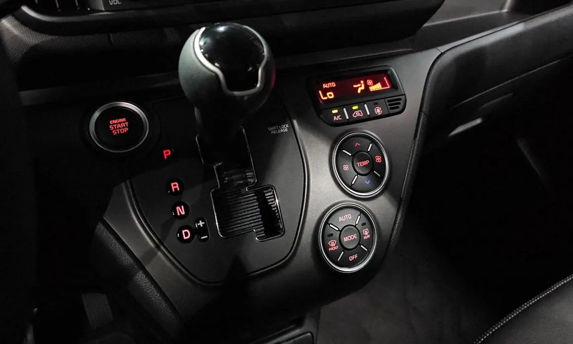 Kia RAY — фото 2
